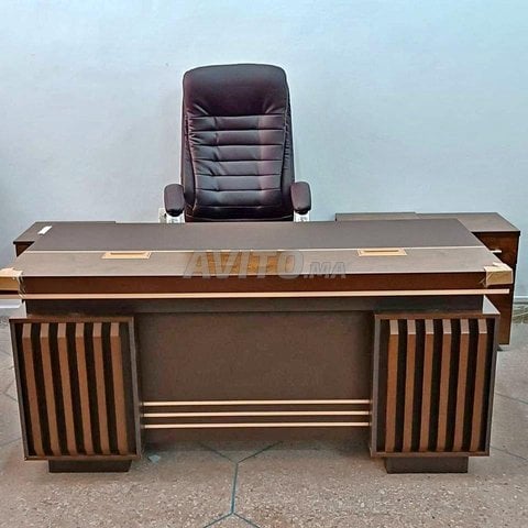 Bureau MISK d'importation avec retour Réf XA2031